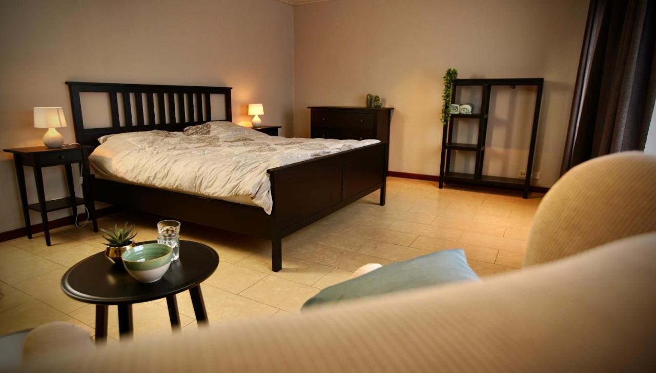 De Strikker Bed & Breakfast Balen Ngoại thất bức ảnh